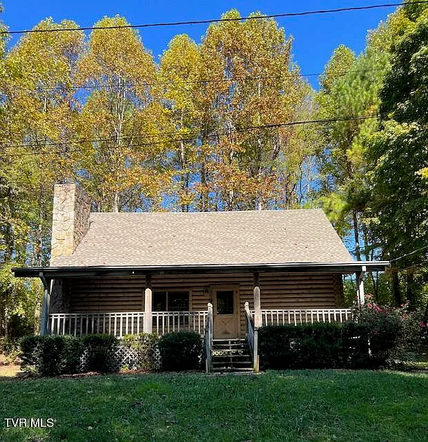 3 bed, 1365 sqft, $2,000 — Photo 1
