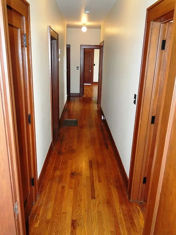 3 bed, 2140 sqft, $800 — Photo 3