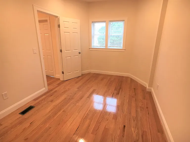 67 Temple St #2 — Photo 3