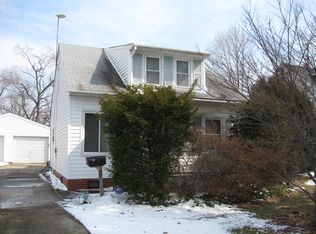 1519 Curry Dr, Lyndhurst, OH
