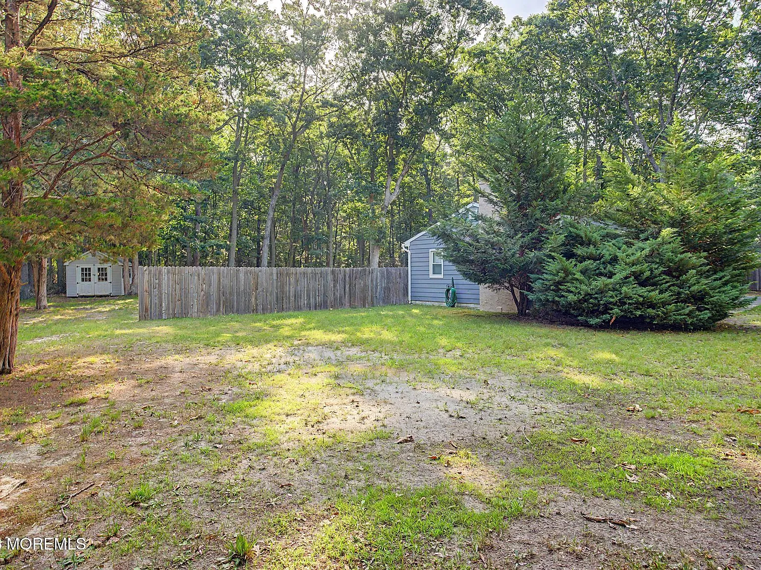 3 bed, 1075 sqft, $2,400 — Photo 3