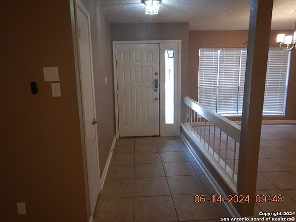 3rd image of 7530 LINCOLN VILLAGE DR