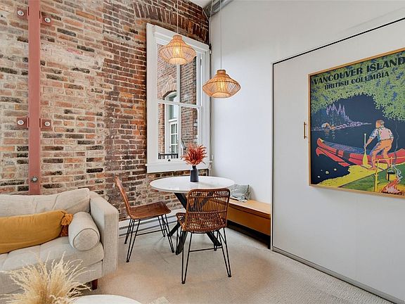 5th image of 562 Yates St #213
