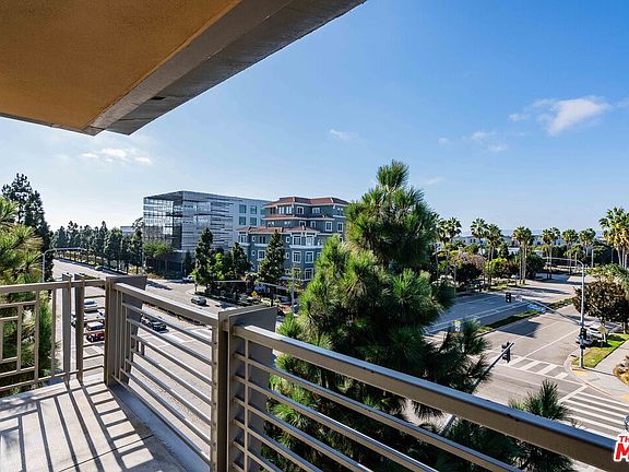 2nd image of 5831 Seawalk Dr Unit 237