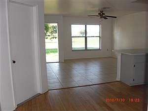 1st image of 154 SE 12th Ter