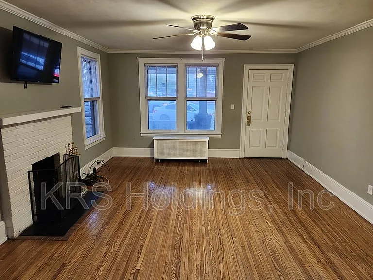 21 Port Republic Rd — Photo 3