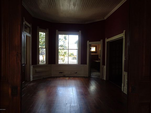 5th image of 231 Duperier Ave
