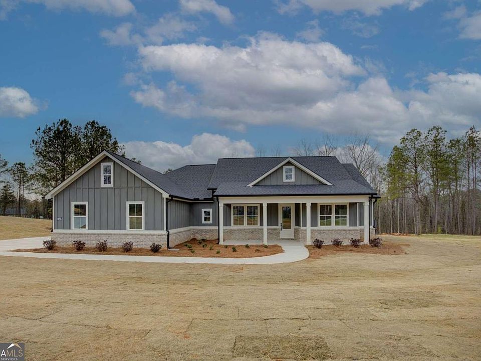 1st image of 646 Campbell Rd