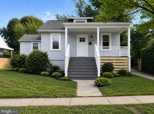 4803 Somerset Rd, Riverdale, MD 20737