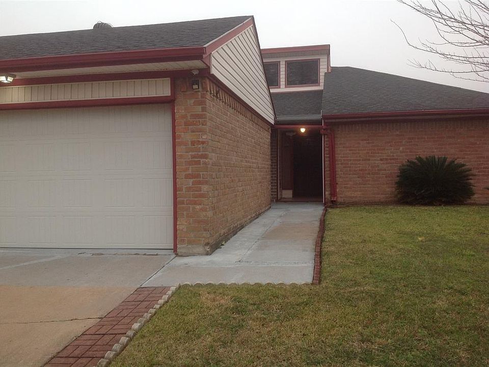 This one-story brick home in the Westbranch section of Spring Branch.