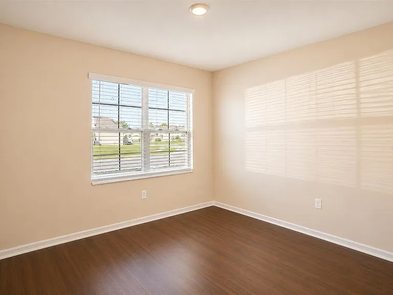 1865 Jackson Oaks Dr — Photo 10
