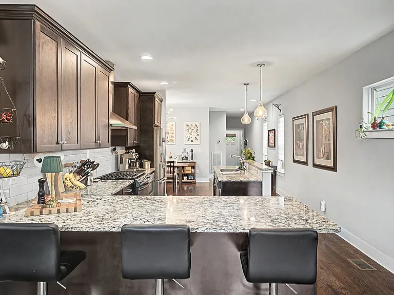 4808A Michigan Ave — Photo 22