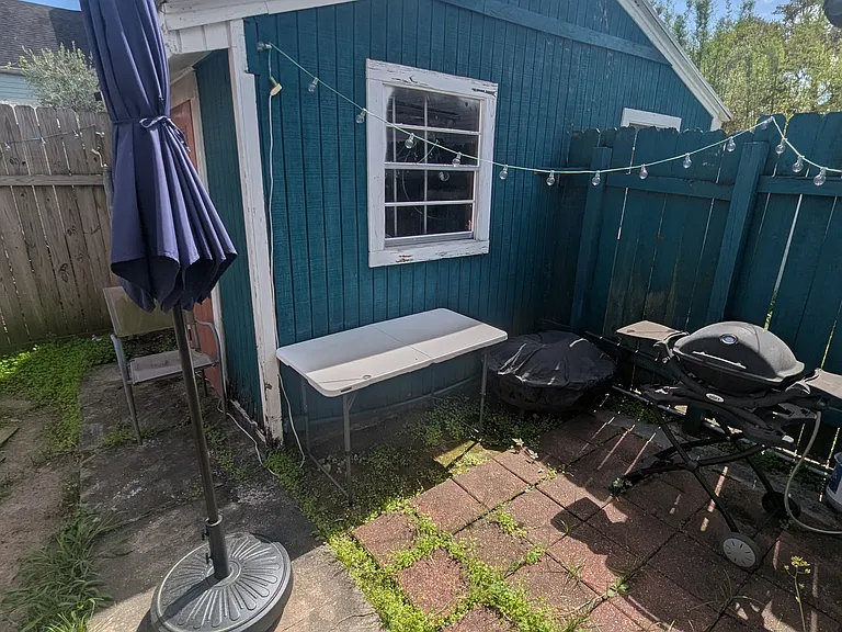 938 Moss St — Photo 21