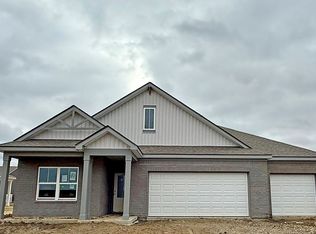 6289 Flag Stop Dr, Whitestown, IN 46075