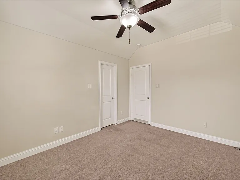 10514 Inverclyde Dr — Photo 26