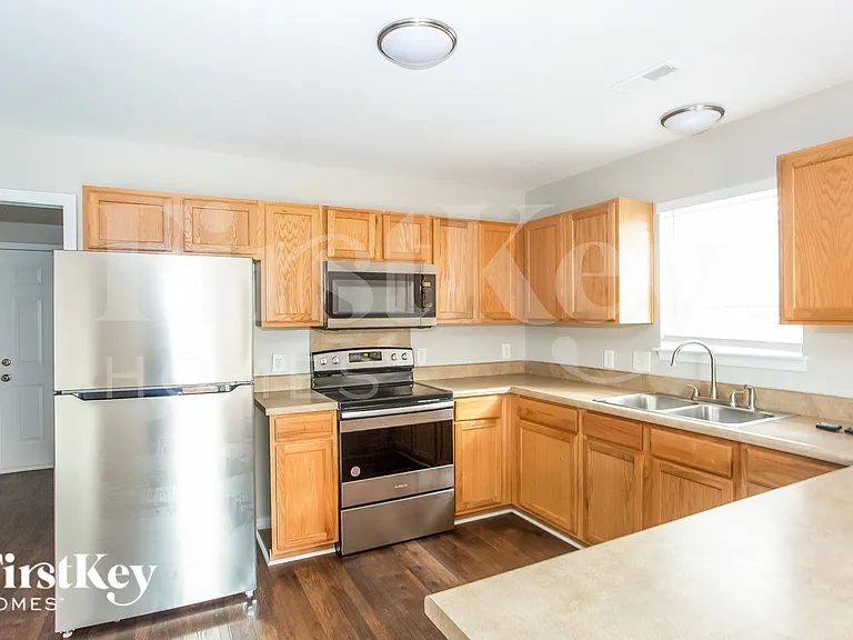 5232 Grays Ridge Dr — Photo 6