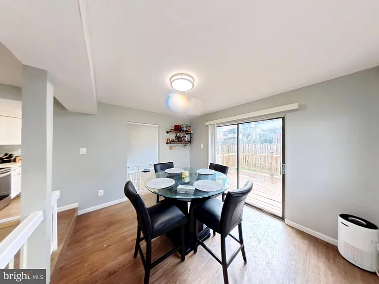18428 Point Seneca Pl — Photo 8