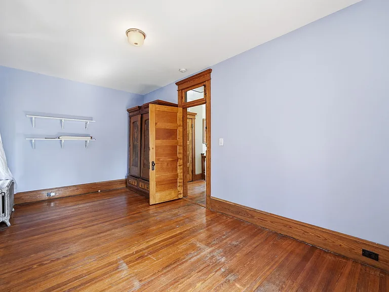 922 E Capitol St NE — Photo 28