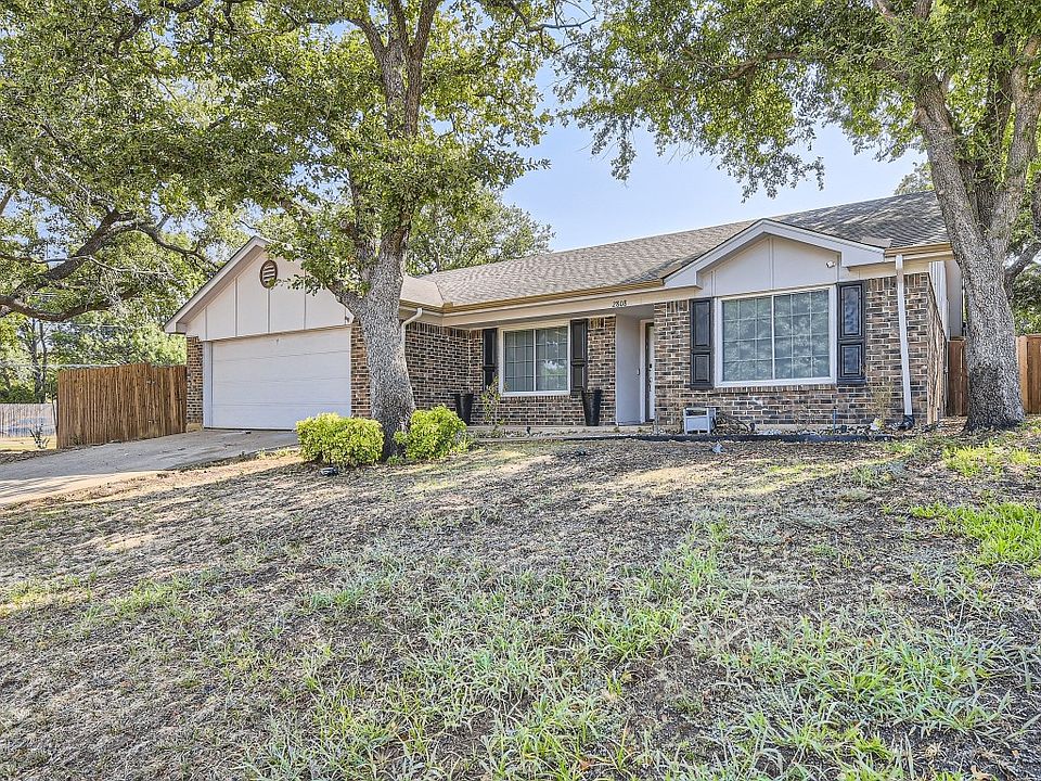 1st image of 2808 Meadow Creek Dr