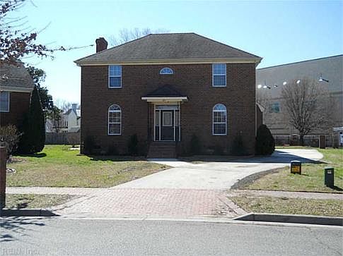 1st image of 25 Columbia Ct