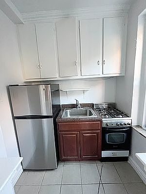 1st image of 30 Park Ter E APT 1D