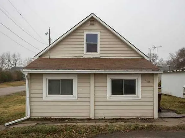 309 W Jefferson St, Prairie City, IA 50228