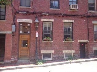 25 Ridgeway Ln APT 1, Boston, MA 02114