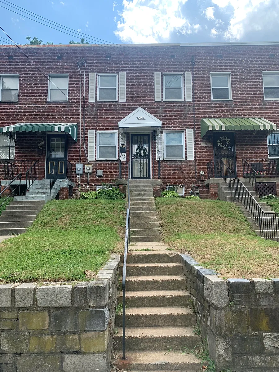 Building Photo - 4627 E Capitol St SE