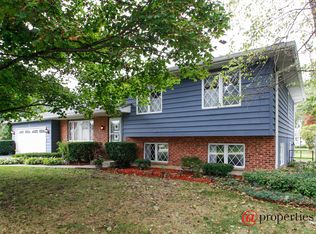 122 Belmont Ave, Lake Villa, IL 60046