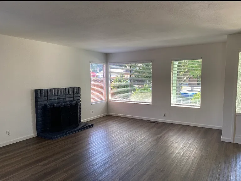 115 Flintwell Ct — Photo 8