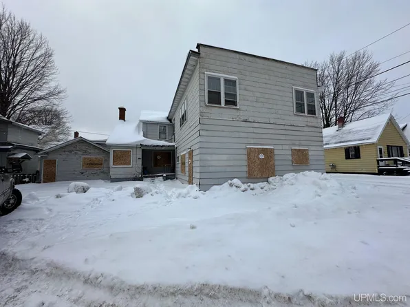 307 N Brown Ave, Negaunee, MI 49866