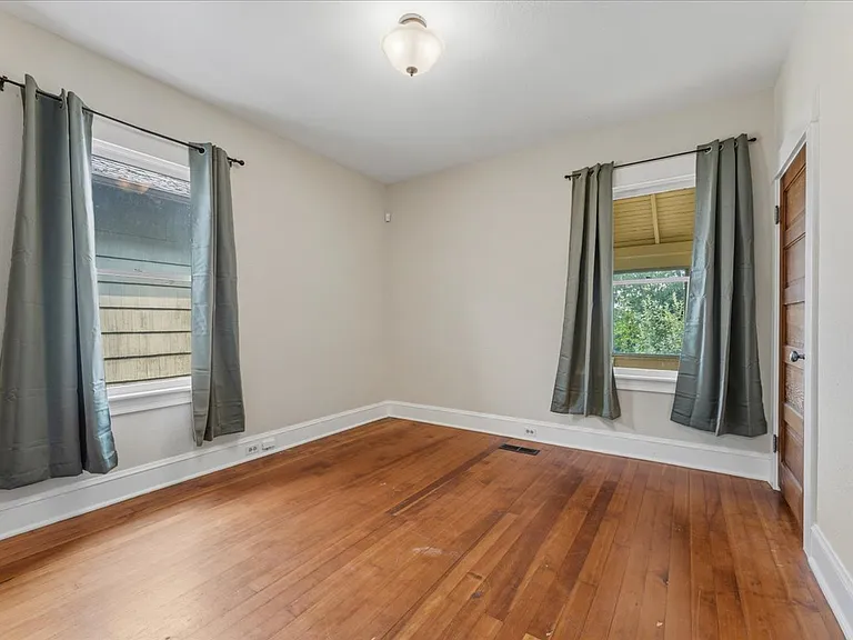 4768 SE Milwaukie Ave — Photo 18