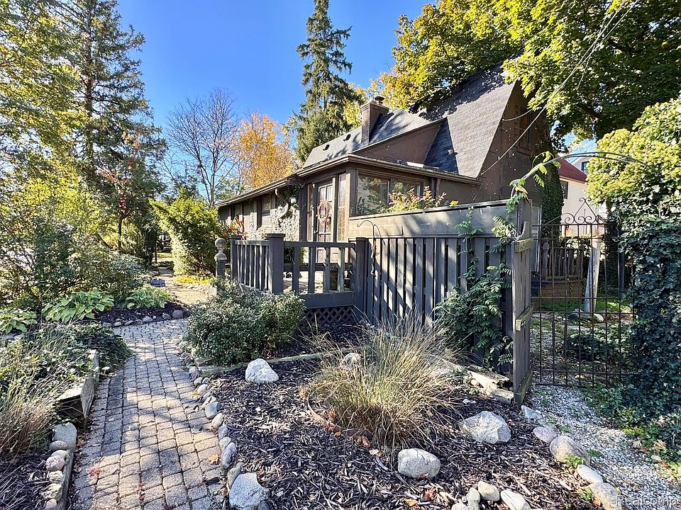 191 E Lincoln Ave, photo 29