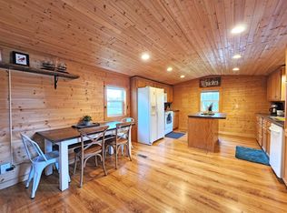 55725 Williams Ln, Sandstone, MN 55072