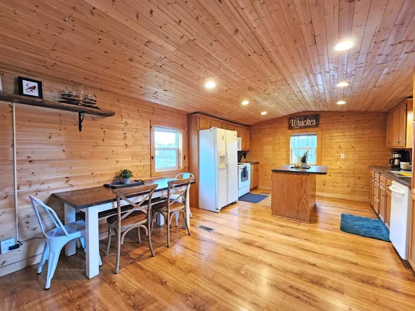 55725 Williams Ln, Sandstone, MN 55072