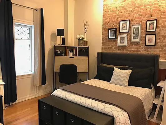 Rented by Magnone Real Estate | media 13