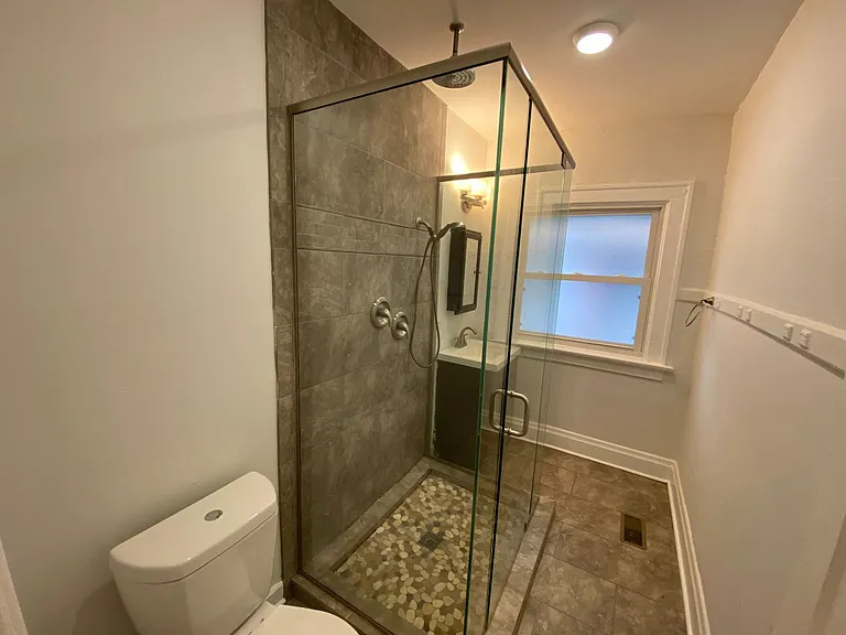 E 18th Ave 323-325 CR — Photo 10
