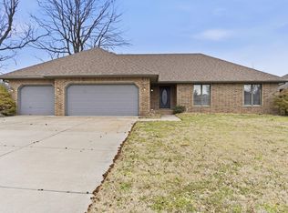 4103 E Crighton Pl, Springfield, MO 65809