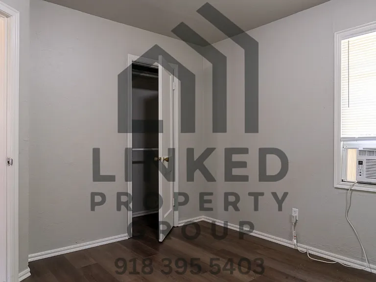 1321 NE 39th St — Photo 9