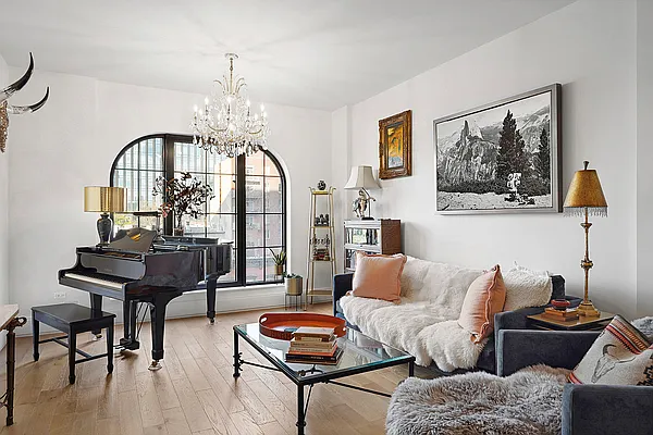 Sold by SERHANT. | media 21