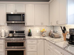 611 Violet Ave #A1, Hyde Park, NY 12538