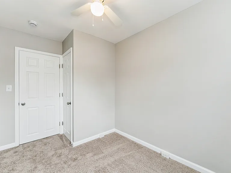 4804 Wrenwood Ave — Photo 12