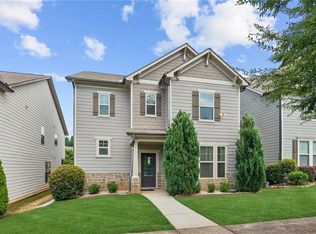 5925 Watersdown Way, Flowery Branch, GA 30542