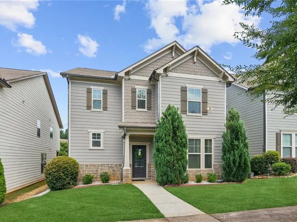 5925 Watersdown Way, Flowery Branch, GA 30542