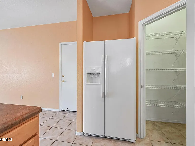 2621 E Waterview Ct — Photo 11