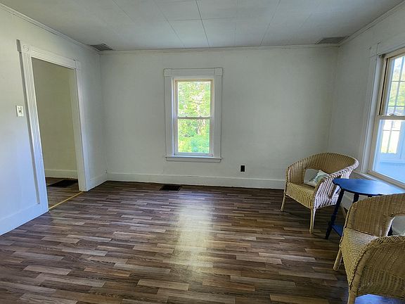 4th image of 94 Holyoke Avenue