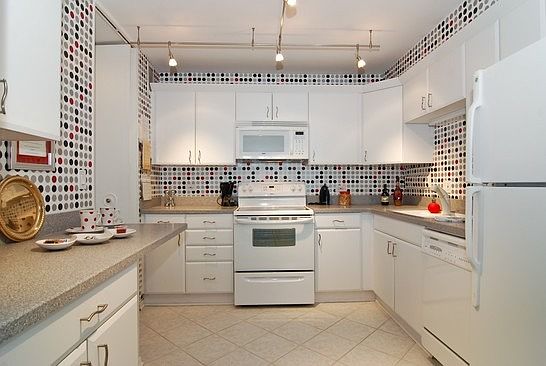 4th image of 1440 N Lake Shore Dr APT 32D