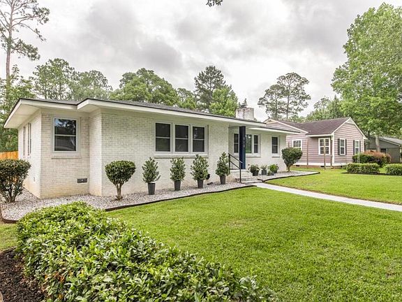 3rd image of 913 7th Ave