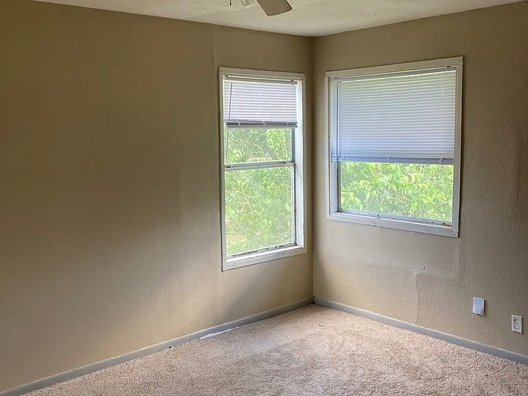 3203 E Rio Grande St — Photo 7
