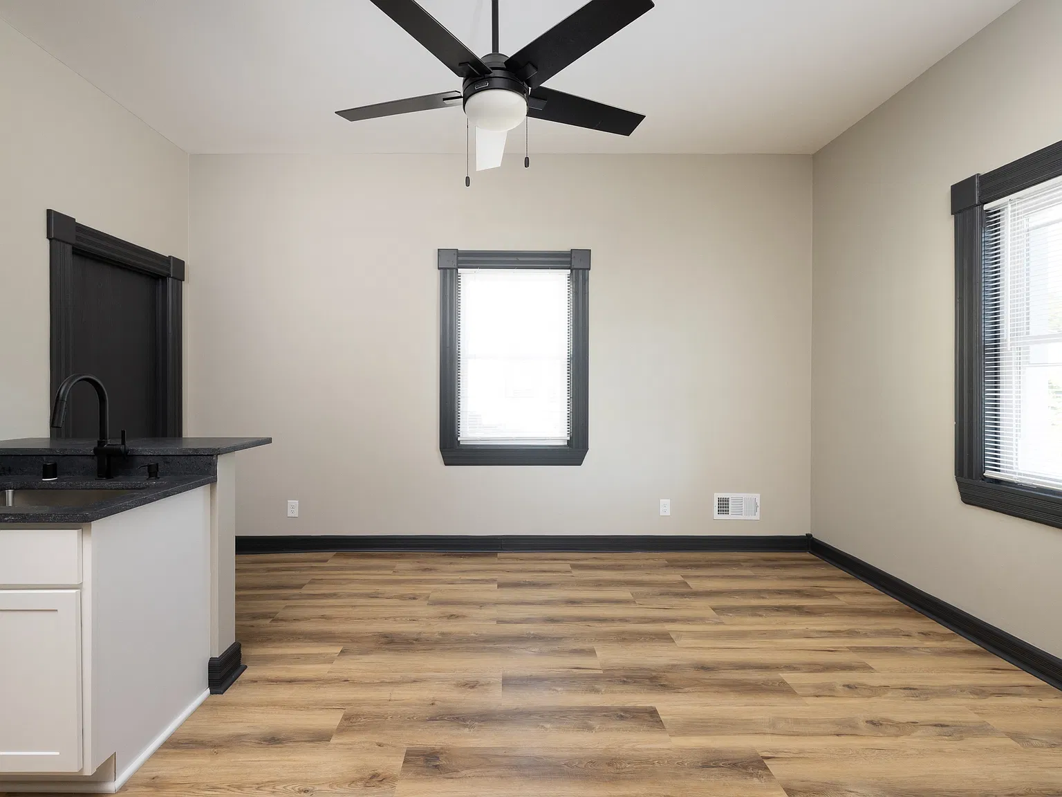 1 bed, 660 sqft, $1,495 — Photo 4